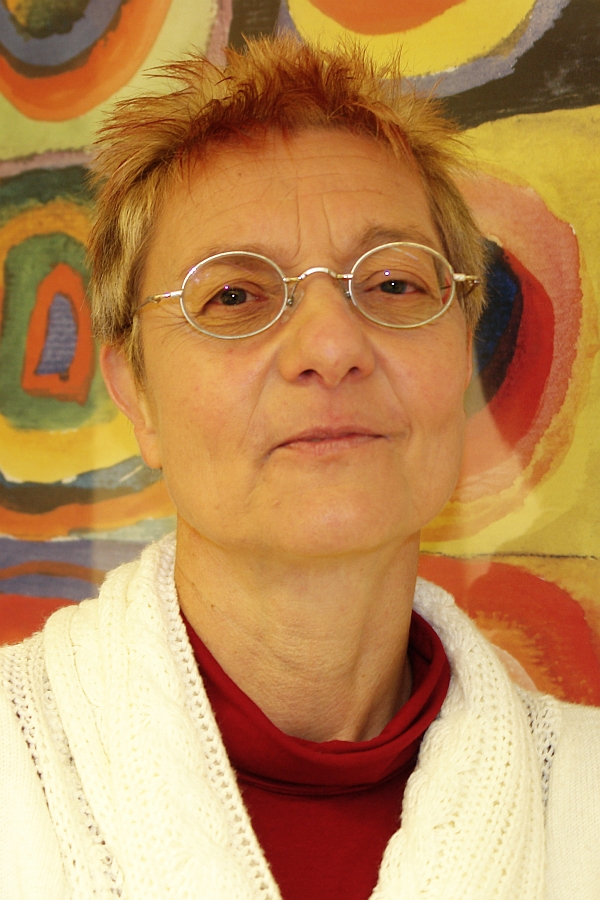 Angela Hoffmeyer. Generalsekretärin des Internationalen Verbandes.