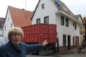 ARCHE-Foto Keltern-Weiler Söllingen Abbruch eines historischen Gebäudes Schmiede_02